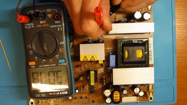 Телевизор SAMSUNG LE32R81 не включается, ремонт блока питания. SAMSUNG LE32R81 power supply repair. смотреть онлайн