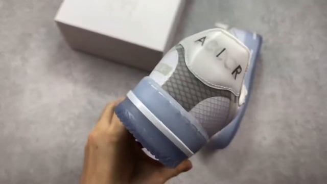 Air Force 1 React QS analyzes ice blue Light Bone Ice Cube Luminous смотреть онлайн