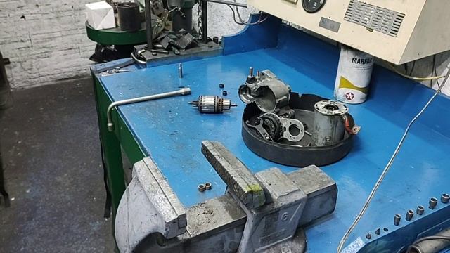 Motor de Partida Renault Master смотреть онлайн