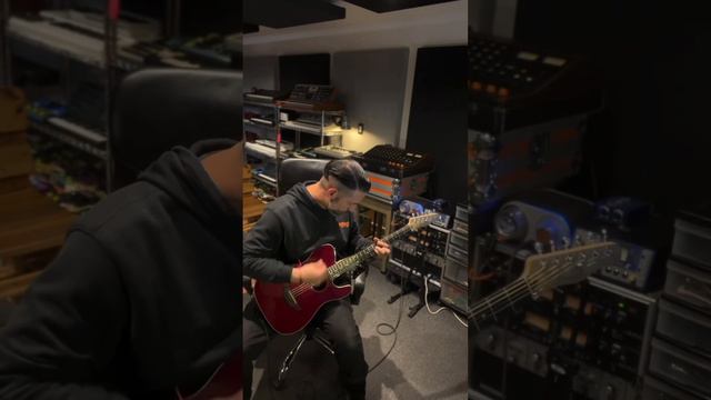 Fender Telecoustic смотреть онлайн