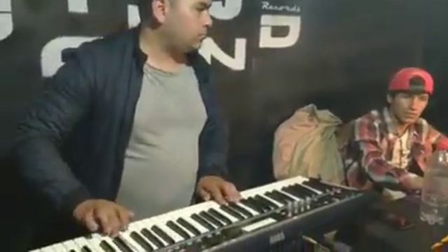 Студия дар регар Toj Soud акаи Зиёдуло кор барандаш смотреть онлайн