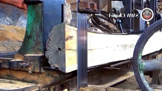 Wood Cutting And Splitting Skills // Sawing Abandoned Teak Tree Branches