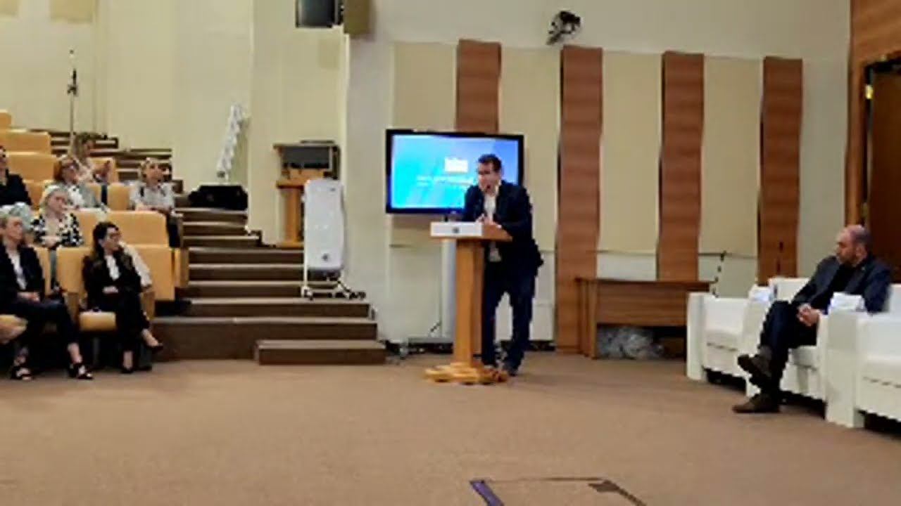 НАШИ В ДУМЕ Всероссийское родительское собрание и полный зал студентов... смотреть онлайн