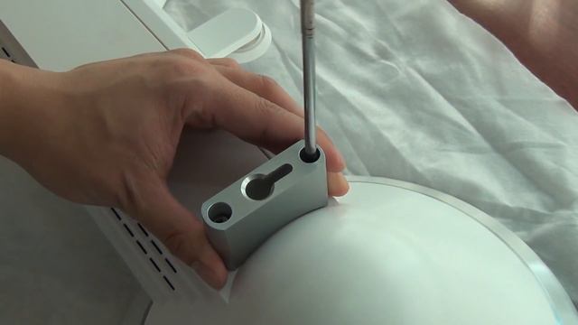 Bang & Olufsen BeoSound 8 Unboxing and Demonstration смотреть онлайн