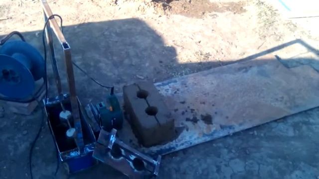 Виброформа для изготовления  строительных блоков своими руками