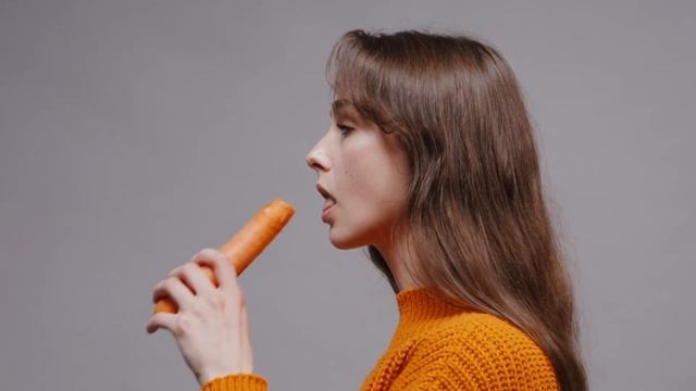 НЕ КОРМИТЕ РАК!!!  ЕШЬТЕ ОБЫЧНУЮ МОРКОВЬ. Врачи знают что творит МОРКОВЬ с ТЕЛОМ!