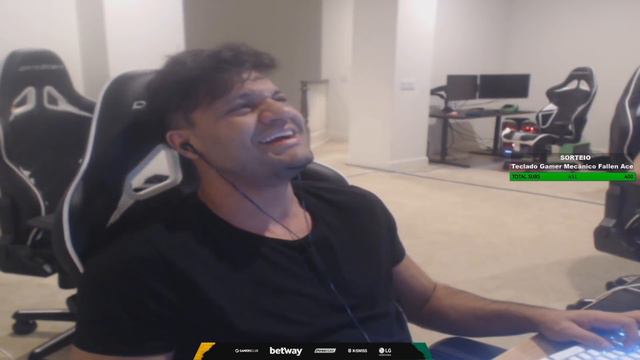Fer EXPLANA foto SECRETA do FalleN AO VIVO!!; kNg fala sobre ASPX ter XITADO contra ele - #372 смотреть онлайн