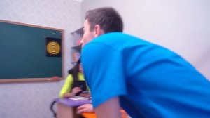 ДАША ЦЕЛУЕТСЯ С ДРУГИМ !!! ЛЮБОВНЫЙ ТРЕУГОЛЬНИК В ШКОЛЕ