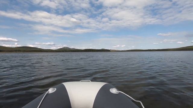 Аргазинское вдхр!. Путешествие по акватории с моторной лодкой !!! смотреть онлайн