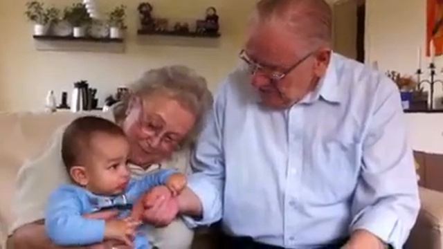 Uropa und Uroma смотреть онлайн