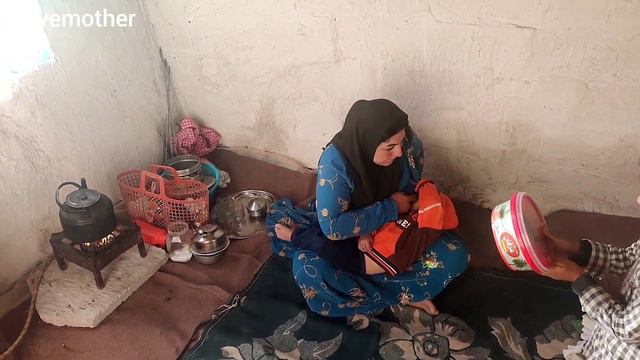 The brave mother found her lost son with the help of the kind man Sohrab смотреть онлайн
