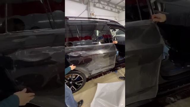 BMW X7 Разборка и Оклейка всего кузова полиуретановой пленкой HOGOMAKU, Установка Crafted Clearity смотреть онлайн
