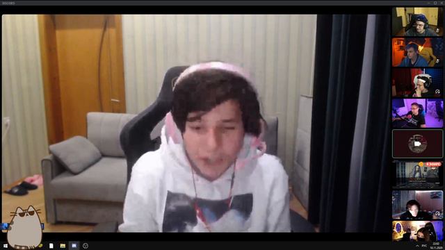 ЖОЖО НА КАРАОКЕ У ЭВЕЛОНА ПОЕТ: МЭЙБИ БЭЙБИ — АСКОРБИНКА | JOJOHF | смотреть онлайн