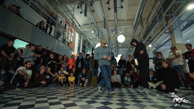 Dirty vs Vint / TOP 16 Bboys / RUSSIAN FOOTWORK FLAVOUR смотреть онлайн