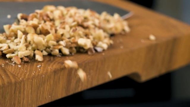 Яблочный штрудель из лаваша, быстрый рецепт знаменитого десерта! смотреть онлайн