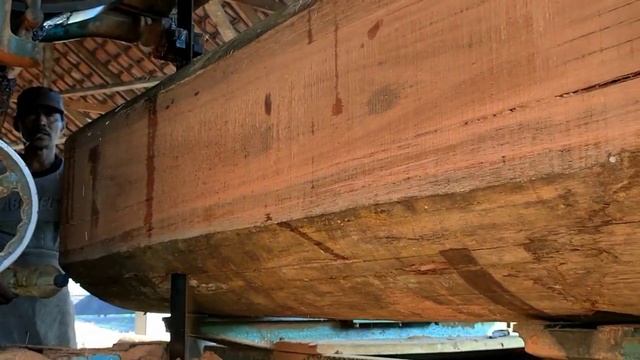Rare Wood || Cutting The Most Beautiful Hard Wood In The Sawmill
