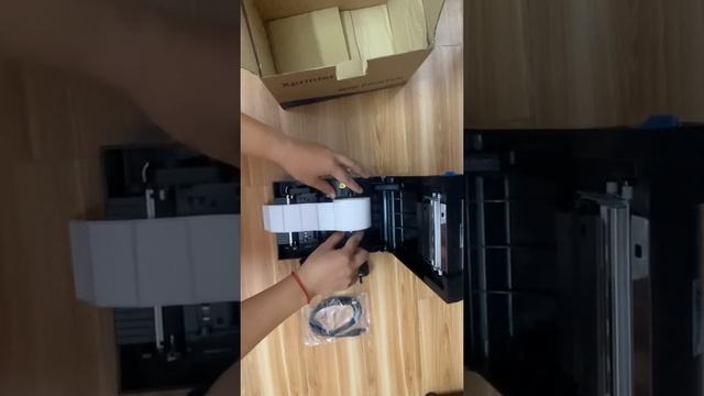 Hướng dẫn lắp giấy máy in tem Xprinter 330B , 350B, 360B, 365B смотреть онлайн