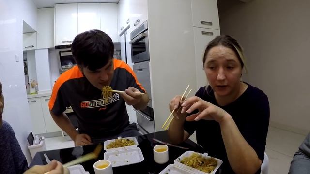 В гостях у Александра в Шеньчжене. Гуляем по Shenzhen.