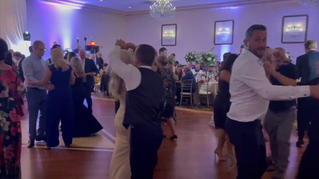 Wedding with Saxophone and Violin смотреть онлайн