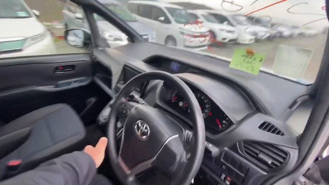 Toyota #Voxy #ZRR80 2016 год, 2.0 Передний привод, комплектация «Х» 4 балла☑️ смотреть онлайн