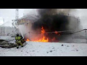 В посёлке Калейкино Альметьевского района пожарные потушили неэксплуатируемый резервуар.