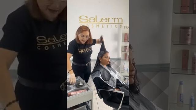 APLICACIÓN TRATAMIENTO ABSOLUT EVOLUTION 3.0  Con Ana Francis Soza Calderón | Salerm Cosmetics