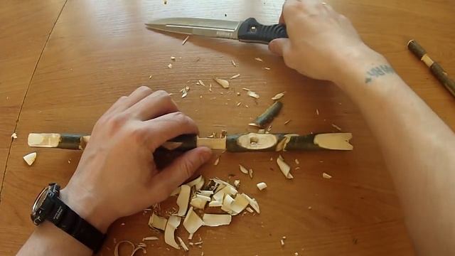 Тест ножа Legion от Kizlyar Supreme на деревянной палочке разработанный Mors Kochanski. смотреть онлайн