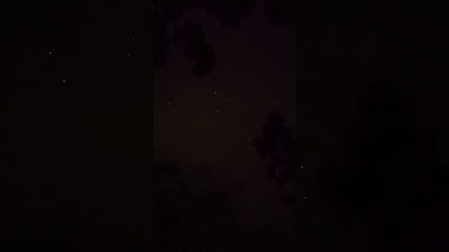 Ovnis En Medellín COLOMBIA MAS DE 18 NAVES ESPACIALES