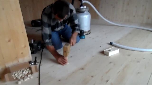 Сверло для нарезки пробок и заделка сучков своими руками смотреть онлайн