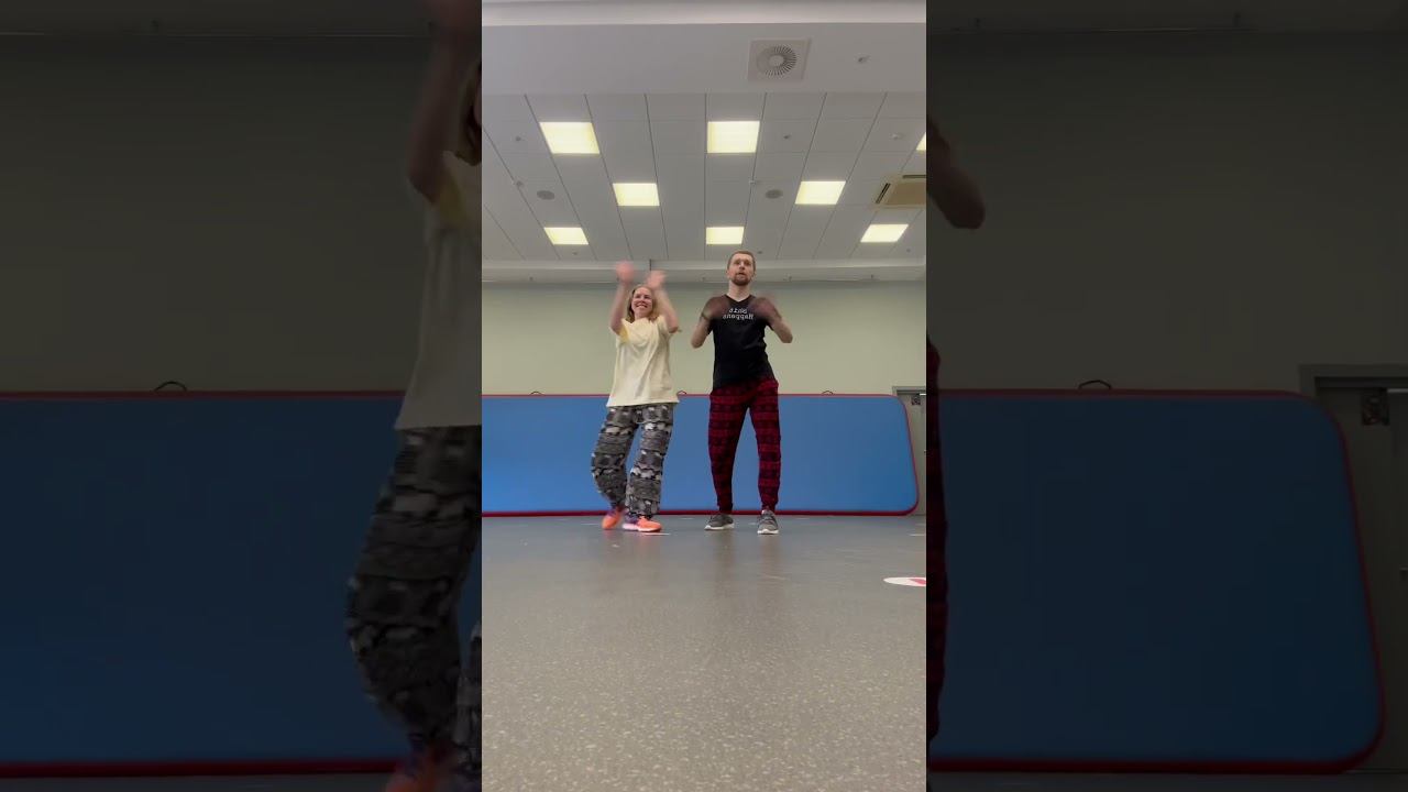 Мамас и Папас в Отрыве смотреть онлайн