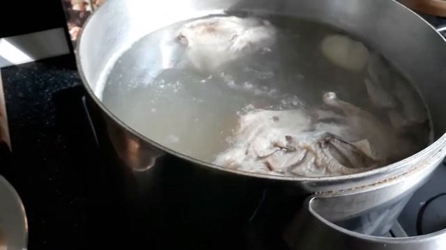 Делаю заготовки на зиму,немного уборки,готовлю суп пюре