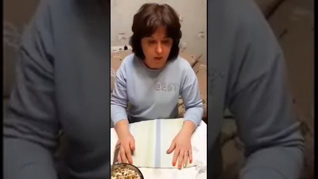 Почему в пятницу первый тост нужно поднимать за женщин?) смотреть онлайн