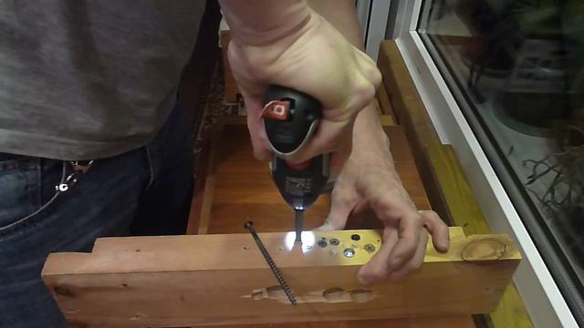 BOSCH DIY: IXO V + закручиваем-выкручиваем (хвостовик 1/4" HEX) смотреть онлайн