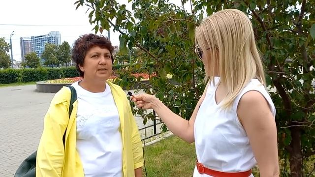 ЗАЧЕМ ОНИ ПОЛИВАЮТ ЛОПУХИ? смотреть онлайн