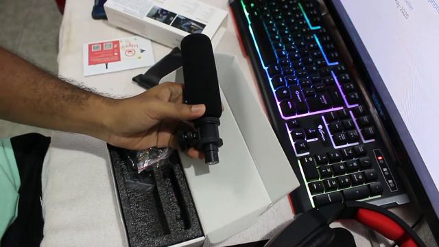 Moano condenser mic (AU-A04) unboxing malayalam смотреть онлайн