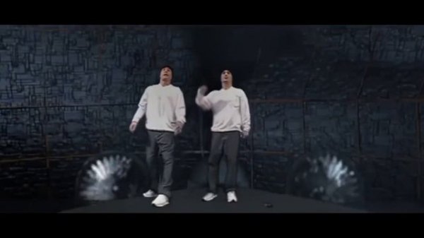 Flying Steps - Breakin' it down