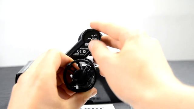 Rode Videomic microphone first look + install 9v battery смотреть онлайн