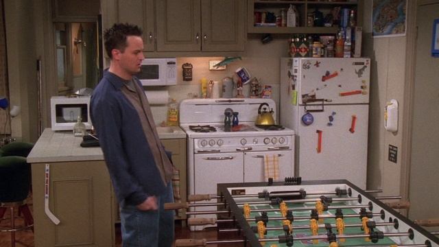 Друзья / Friends – 5 сезон 15 серия смотреть онлайн