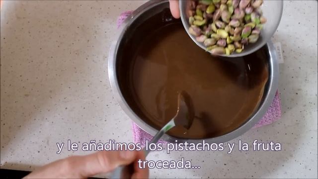 Turrón de chocolate y pistachos ?HECHO EN CASA смотреть онлайн