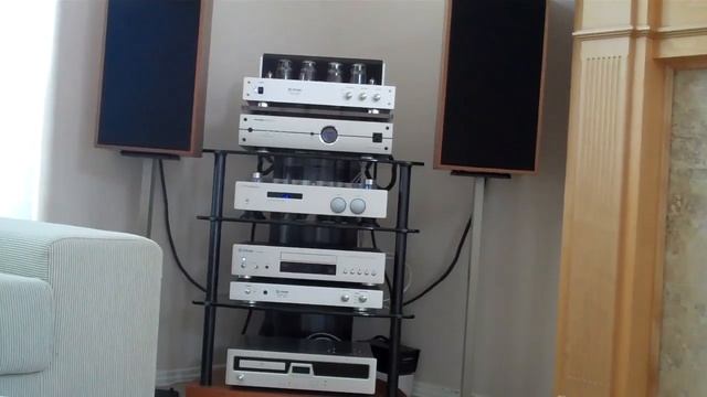 Jolida jd502bTube amp Opera Consonance Cyber 222 tube preamp Rogers LS7t speakers смотреть онлайн