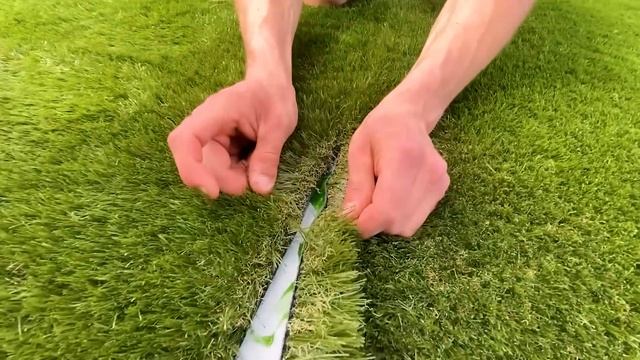 BUILDING A PROFESSIONAL FOOTBALL PITCH IN MY GARDEN смотреть онлайн