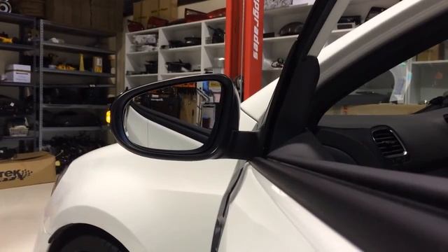 VW Golf 6 folding mirrors retrofit and test by Euro Car Upgrades смотреть онлайн