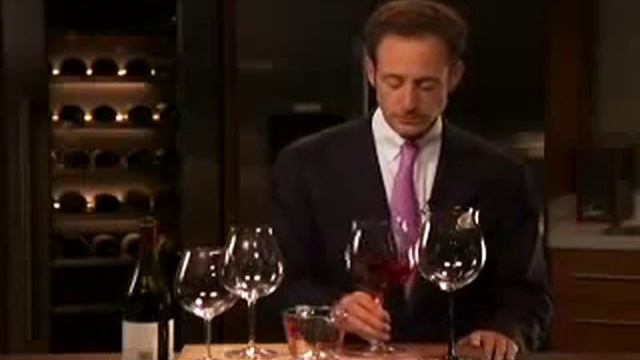 Riedel Скільки наливати вина у келихи смотреть онлайн