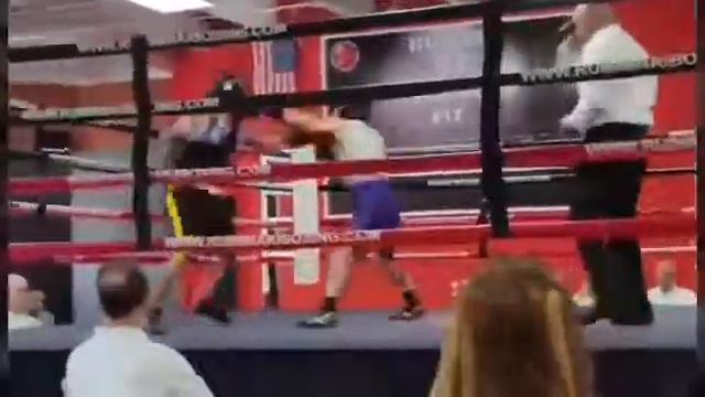 115lbs Eliseo diego vs unknown fighter смотреть онлайн