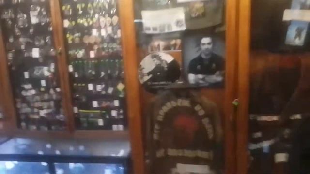 Castle Rock, старейший в Питере рок магазин. Часть1. смотреть онлайн