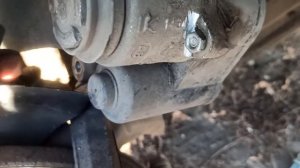 Замена моторчика электро ручника VW Passat B6