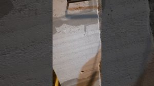 Ремонт трещине на газобетонной стене.
