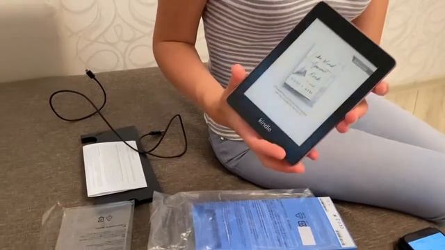 Распаковка – Электронная книга Amazon Kindle Paperwhite