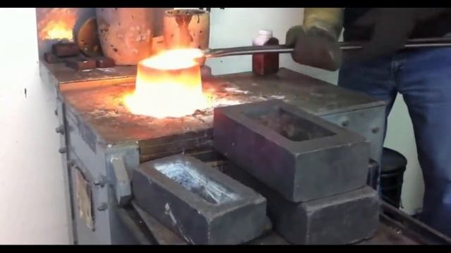 Литье из чистого золота, современная фабрика обработки золота смотреть онлайн