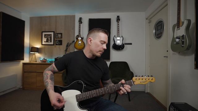 Fender vs Squier Classic Vibe Tele смотреть онлайн